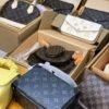 Handbags pallet